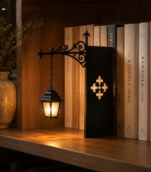 Vintage Bookshelf Lamp